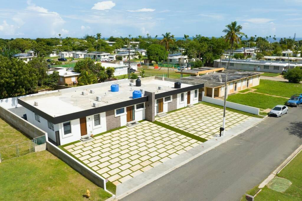 Ramey Cir D, Near Airport, Beaches W/King Bed. Apartment Aguadilla Exterior photo